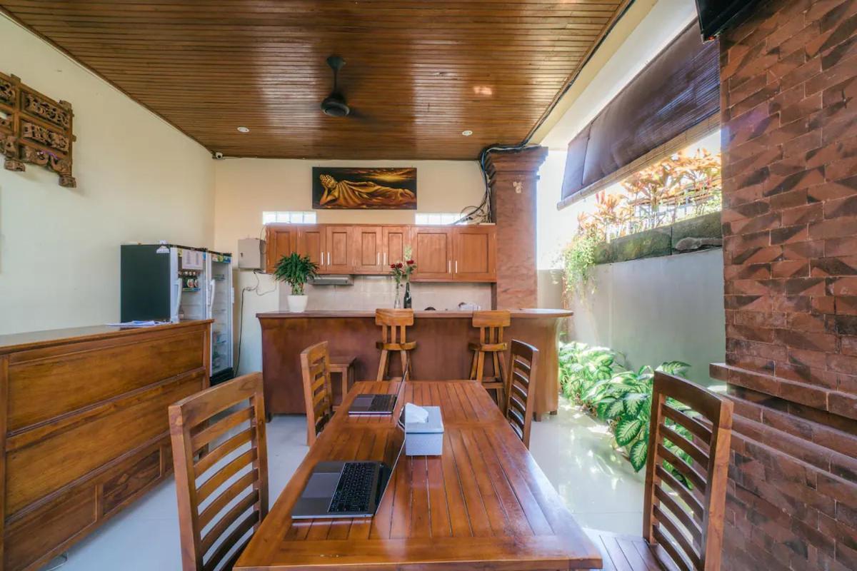 Raka Rai Homestay Canggu  Exterior photo